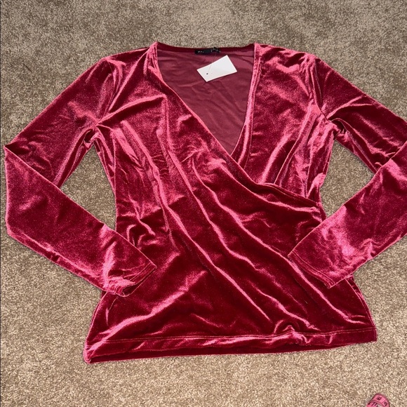 J Crew Elegant Velvet Wrap Top in Rich Red - Small - NWT. B8 - Picture 1 of 4